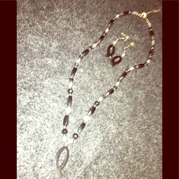 Symbolic & Beautiful Beaded Necklace & Earrings - Picture 1 of 3